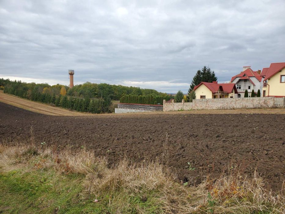 Продаж земельноі ділянки біля Медоборів