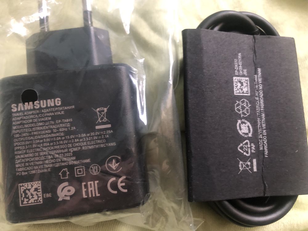 Ładowarka Pd 45w z kablem 1.8m/5a c-c