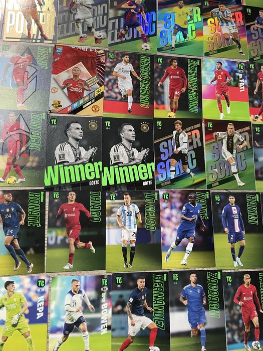 Karty pilkarskie Top Class 2024