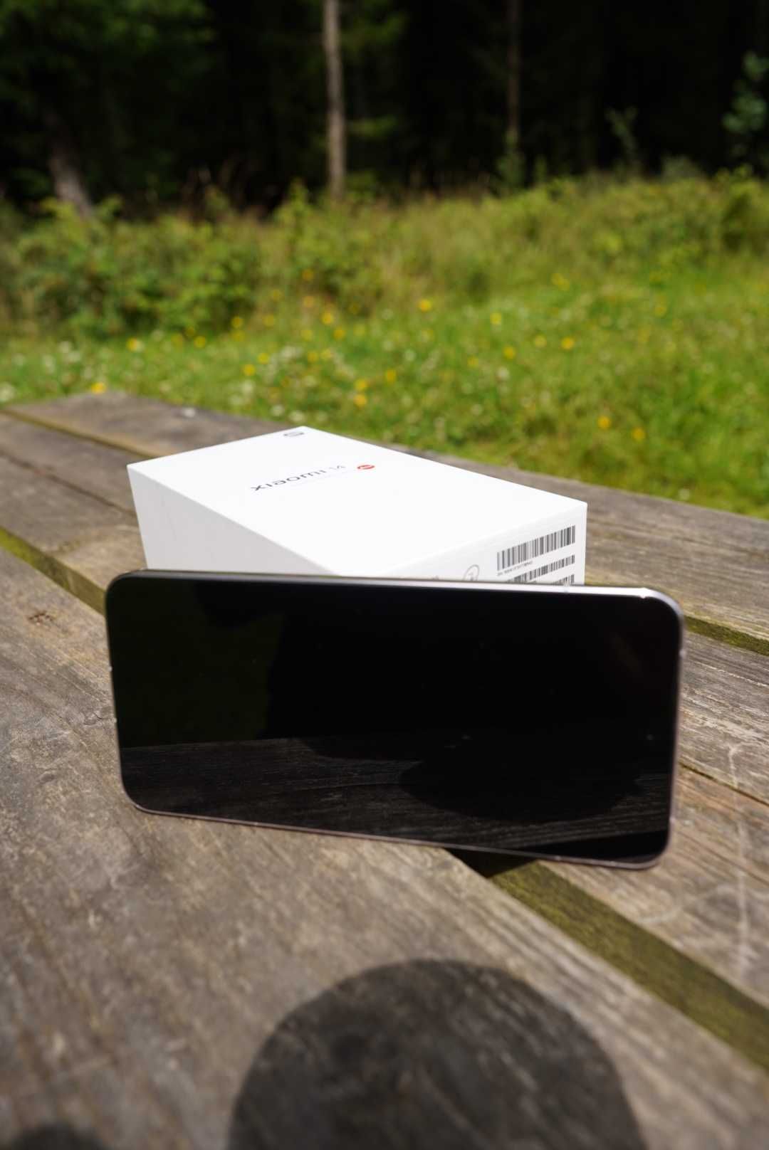 Xiaomi 14 - 16GB/512GB - Snapdragon 8 Gen 3