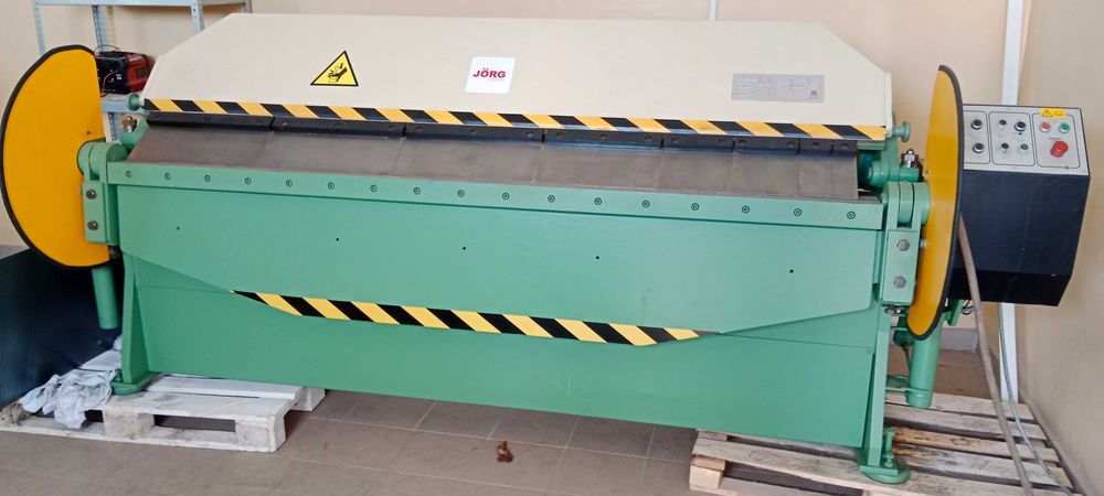 usługi blacharskie gięcie walcowanie, cięcie blachy czarnej.