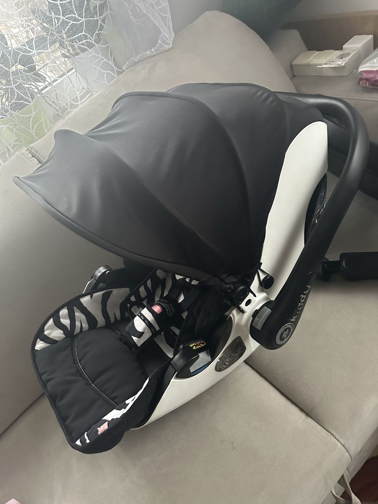 Fotelik samochodowy Kiddy evolution pro2 (0-13kg) +baza isofix