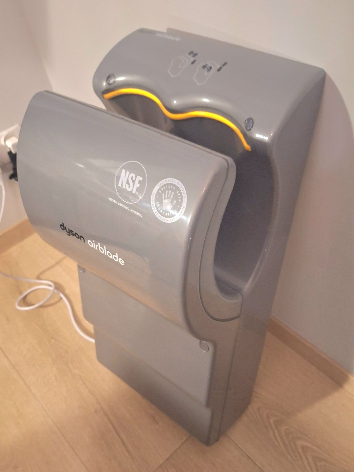 Suszarka do rak Dyson Airblade AB03