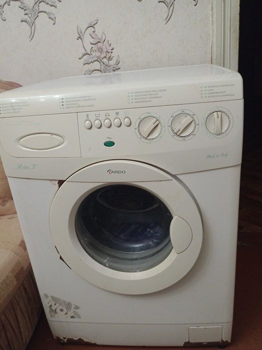 Продам стиральную машину