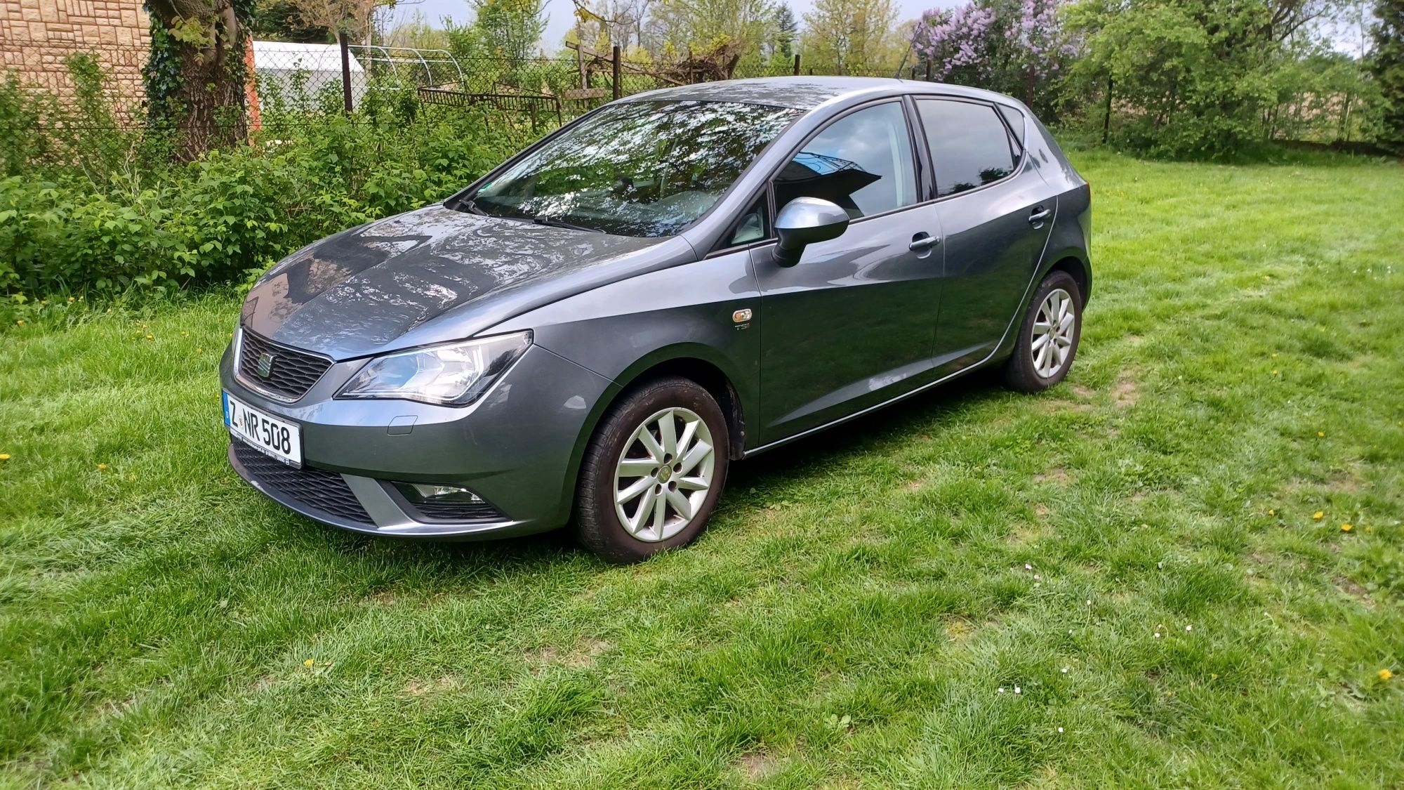 SEAT IBIZA ,13r,1.2tsi,climatronic ,stan b.dobry