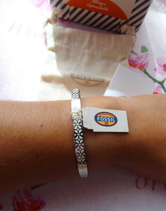 Pulseira Fossil para Mulher em aço inoxidável - NOVA