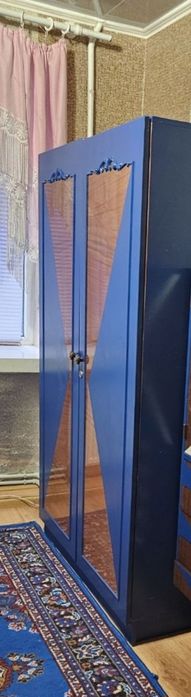 Продам шафу в доброму стані центр 1 поверх