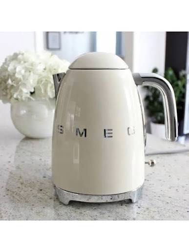 Электрочайник Smeg
