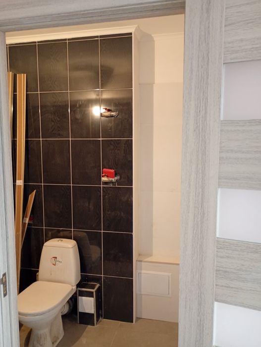 1 к квартира з ремонтом Київ вул.Космонавта Поповича ! Обмін + доплата