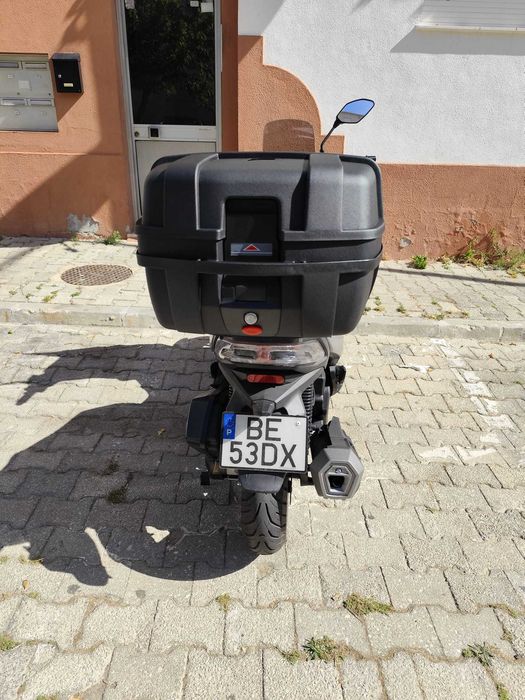 Scooter Voge Sr1 como nova