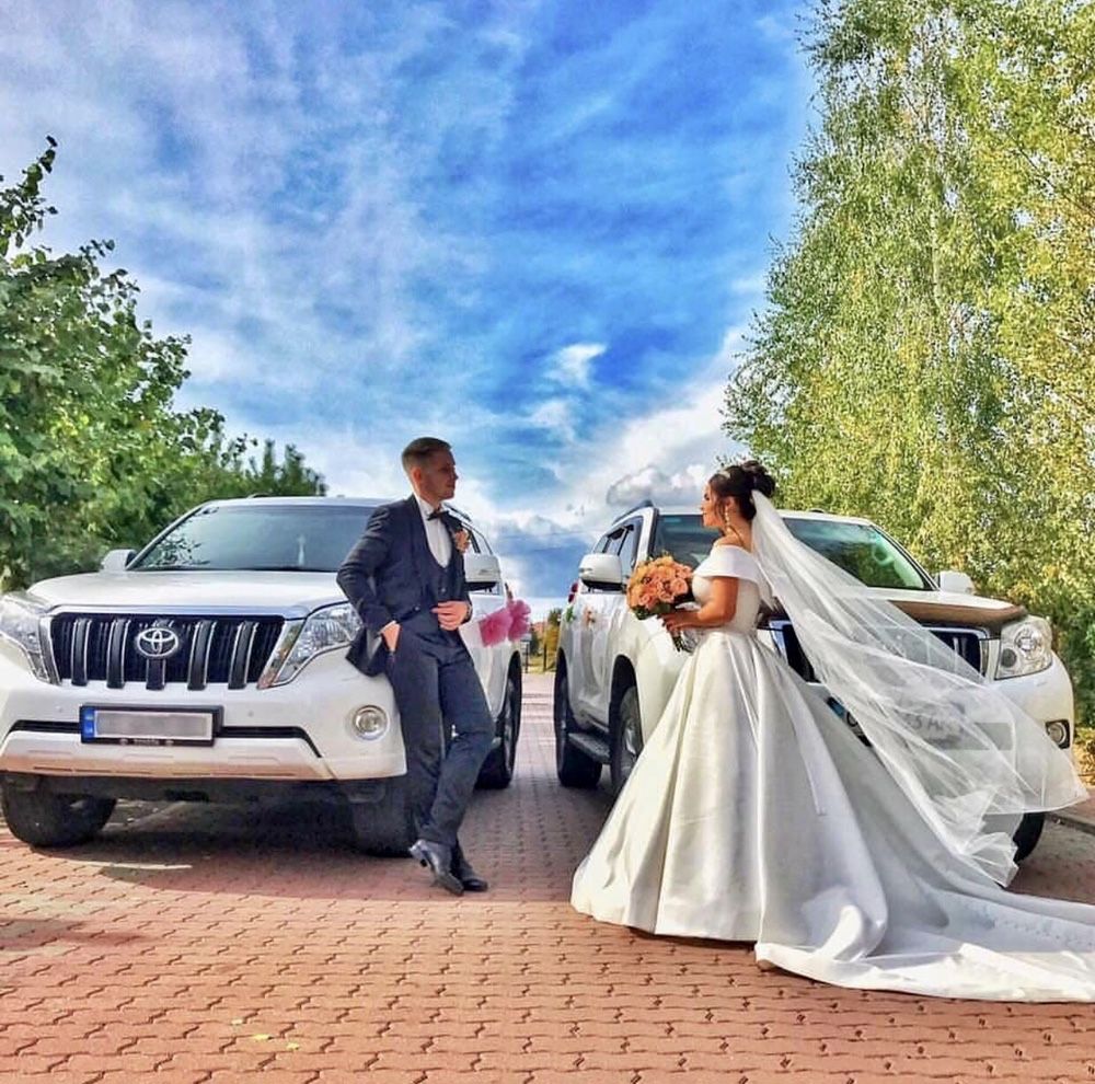 Весільний кортеж, авто на свадьбу/весілля, перевезення,оренда з водієм