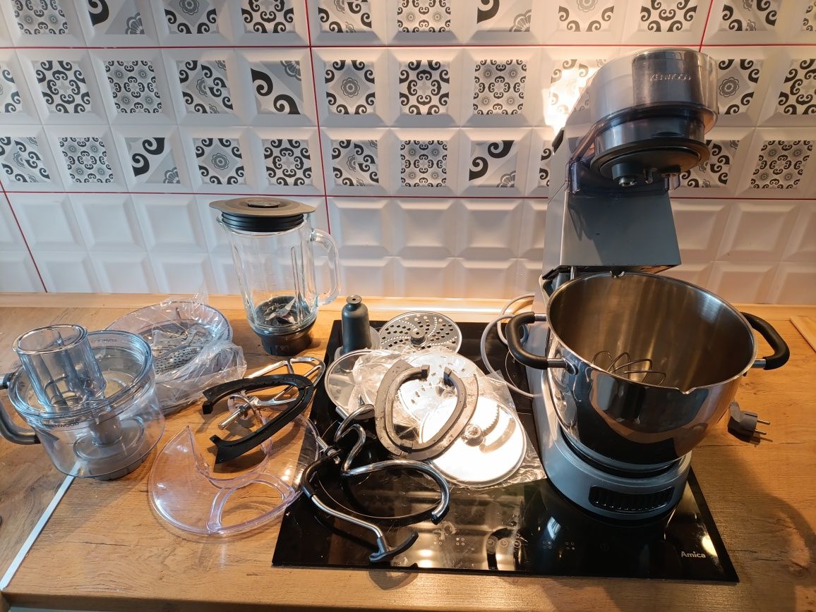 Robot planetarny z indukcją Kenwood cooking chef XL KCC904