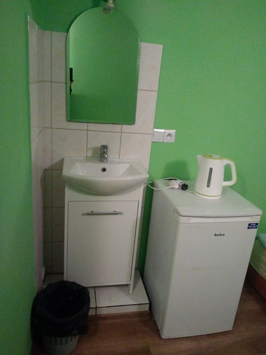 pokój jednoosobowy z łazienką