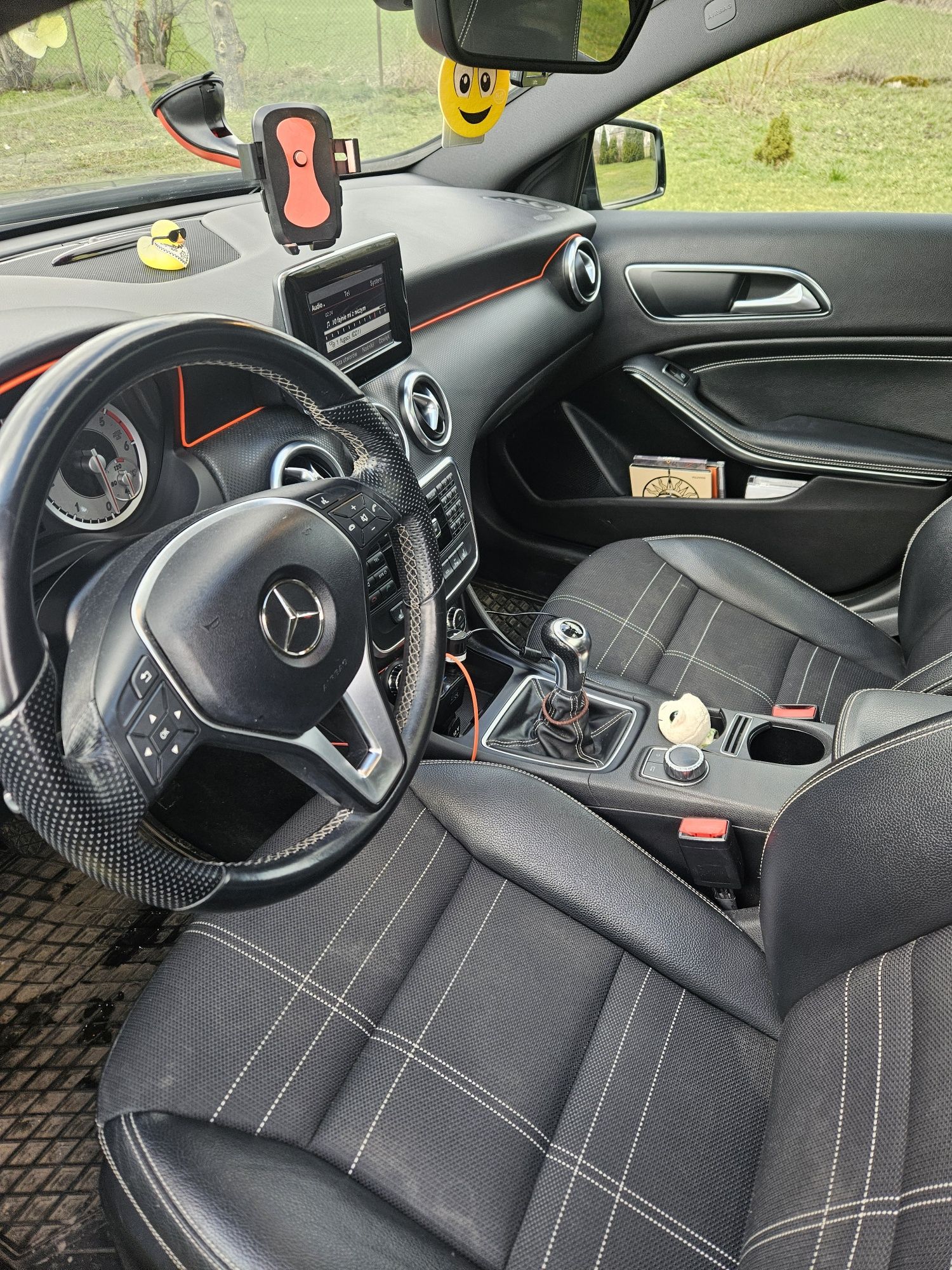 Mercedes a180 1.4 l. 2012 r