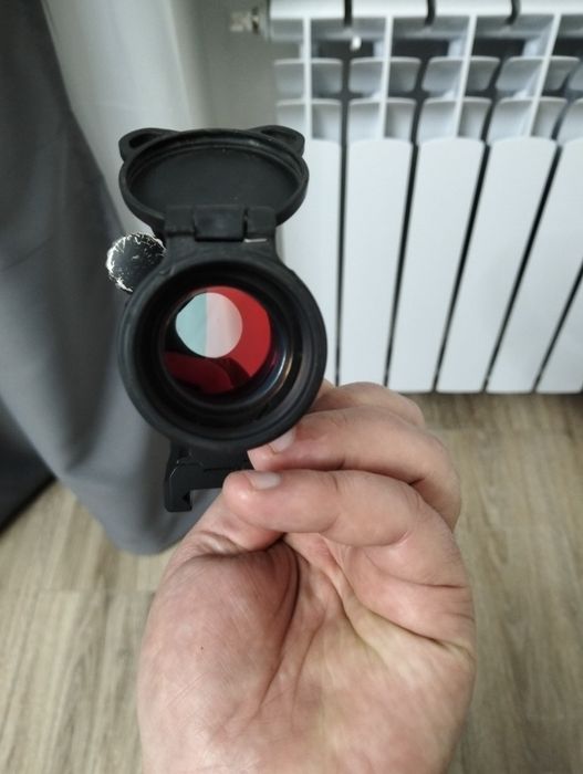 Продам коліматорний приціл