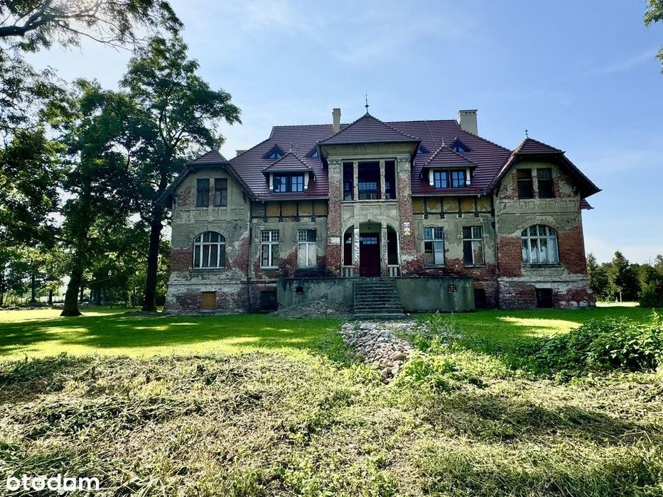 Wyjątkowy dom typu dworek – w malowniczym zaciszu