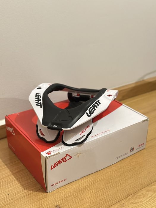 Leatt GPX 5.5 Neck Brace NOVO – Protetor Cervical MX / Enduro