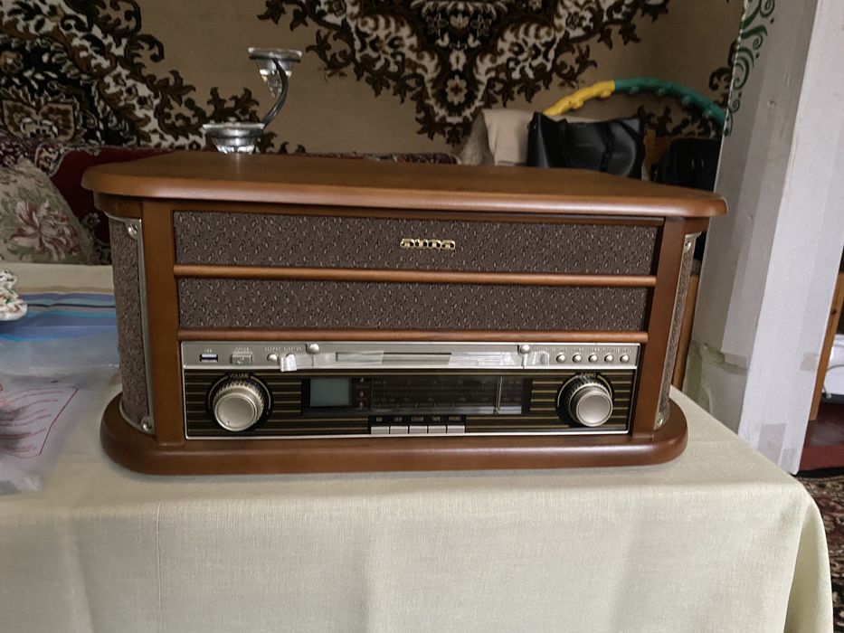 Продам радио с проигривателям