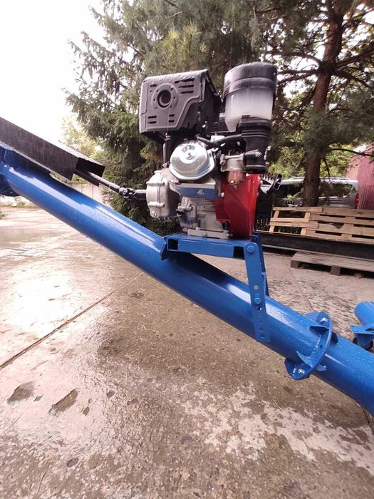 Гвинтовий конвеєр, шнековий навантажувач, зернонавантажувач 270Х12 м