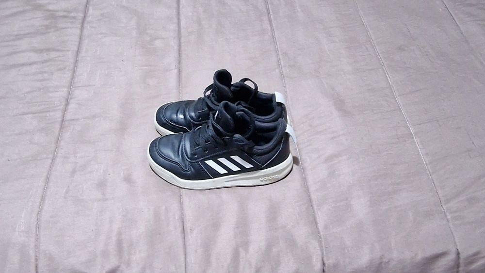 Tenis de criança adidas