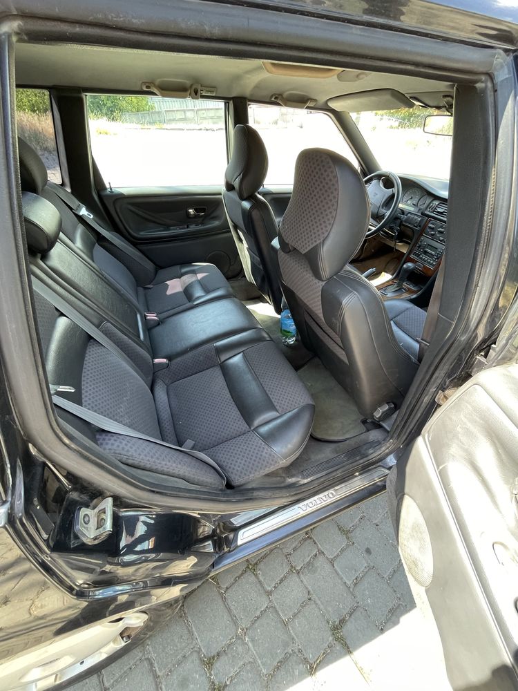 Volvo v70 «бляха»