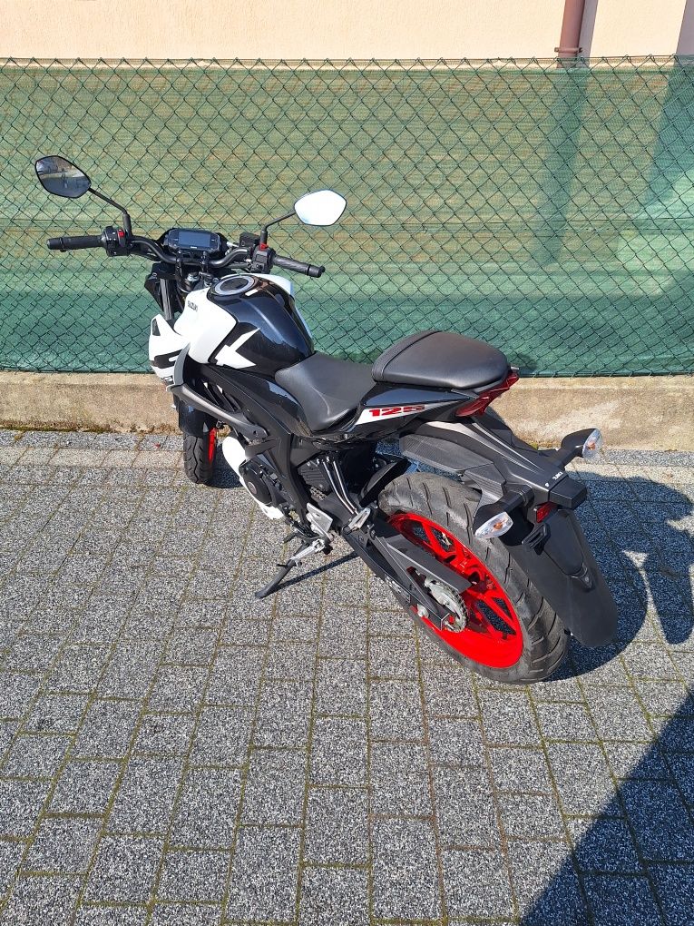 SUZUKI GSX-S 125 ABS 2023r.
