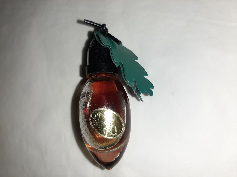 Buteleczka perfum z PRL-u