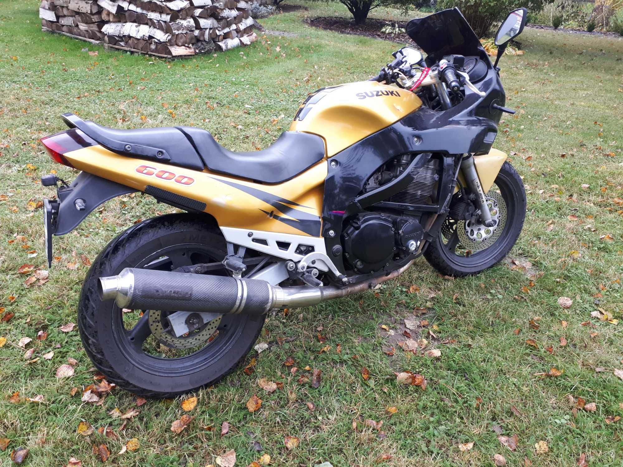 Suzuki GSX 600 F