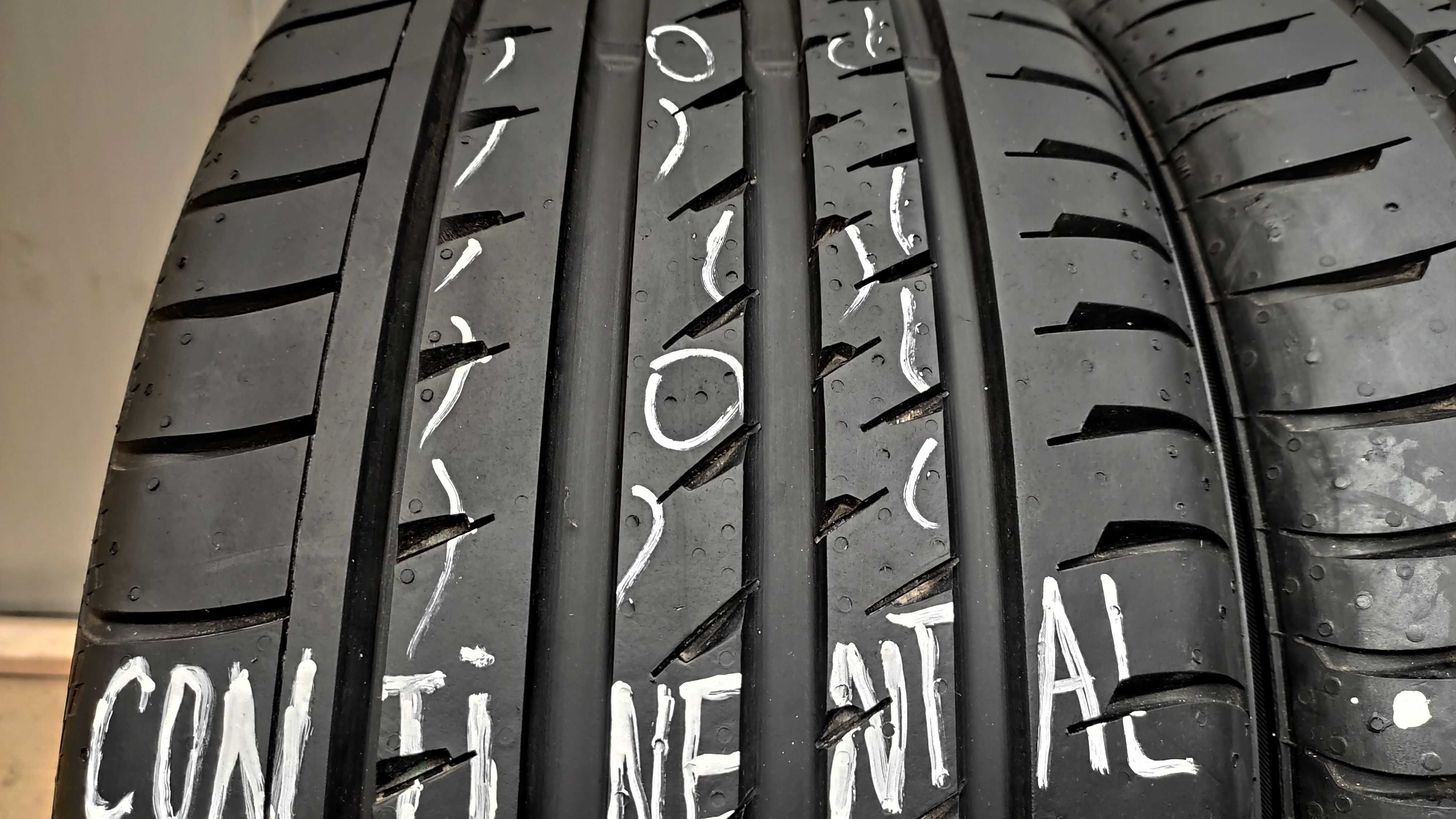 Шини 235/45R17 Continental SportContact 3. 99%