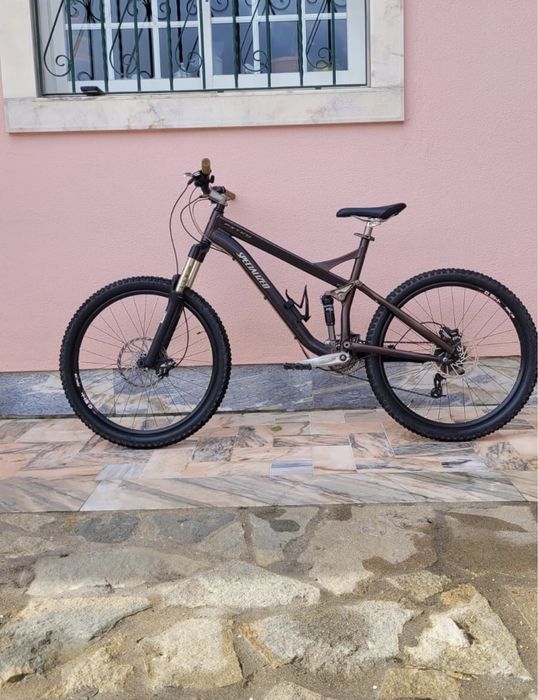 Bicicleta suspensão total Specialized pitch pro btt enduro