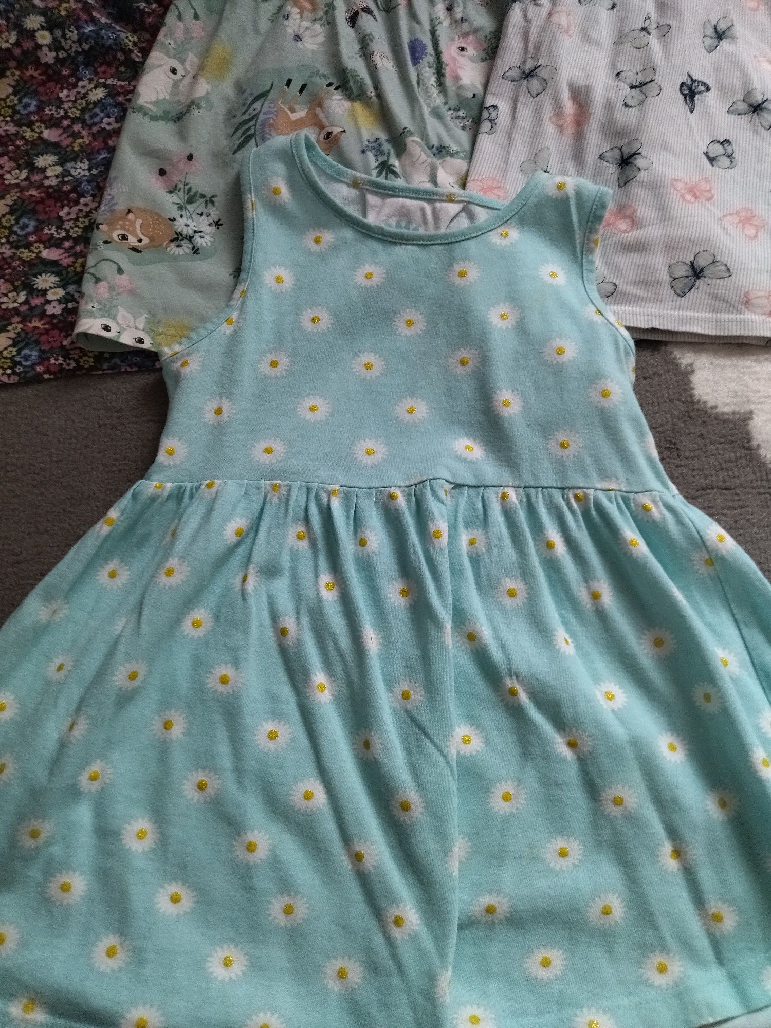 Zestaw 5 sukienek h &m w r. 104