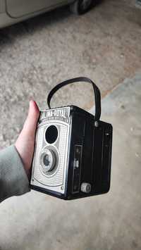 Máquina fotográfica vintage Halina-Royal // Hakings