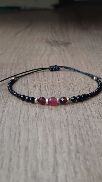 Bransoletka  czarny/różowy turmalinem, granat