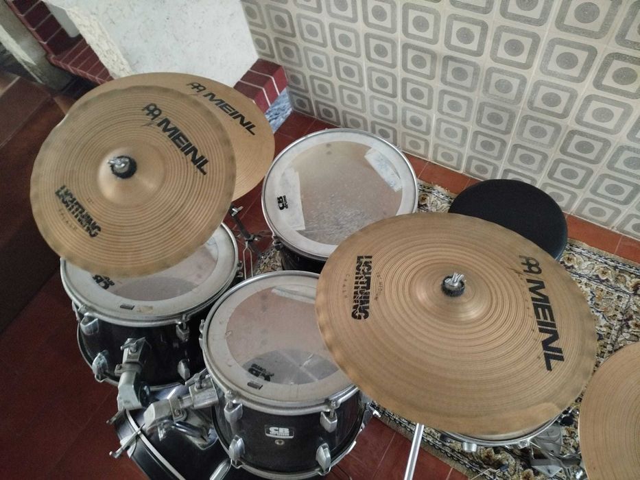 Bateria acústica