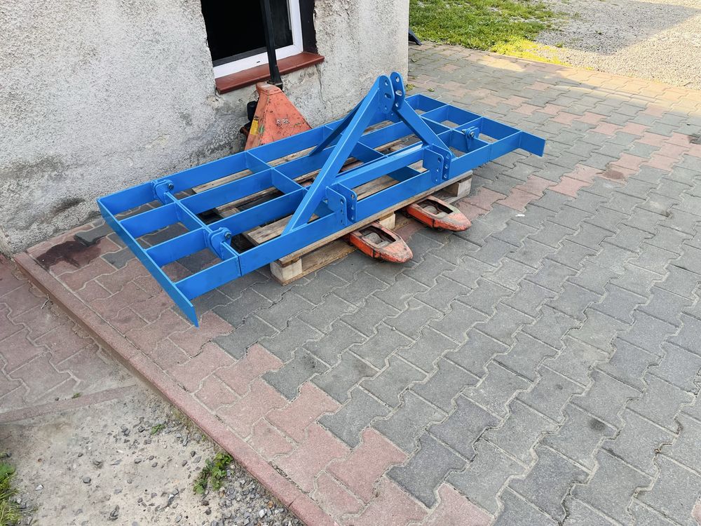 Niwelator do mini ciagnika rowniarka spycha separacyjna niwelowanie