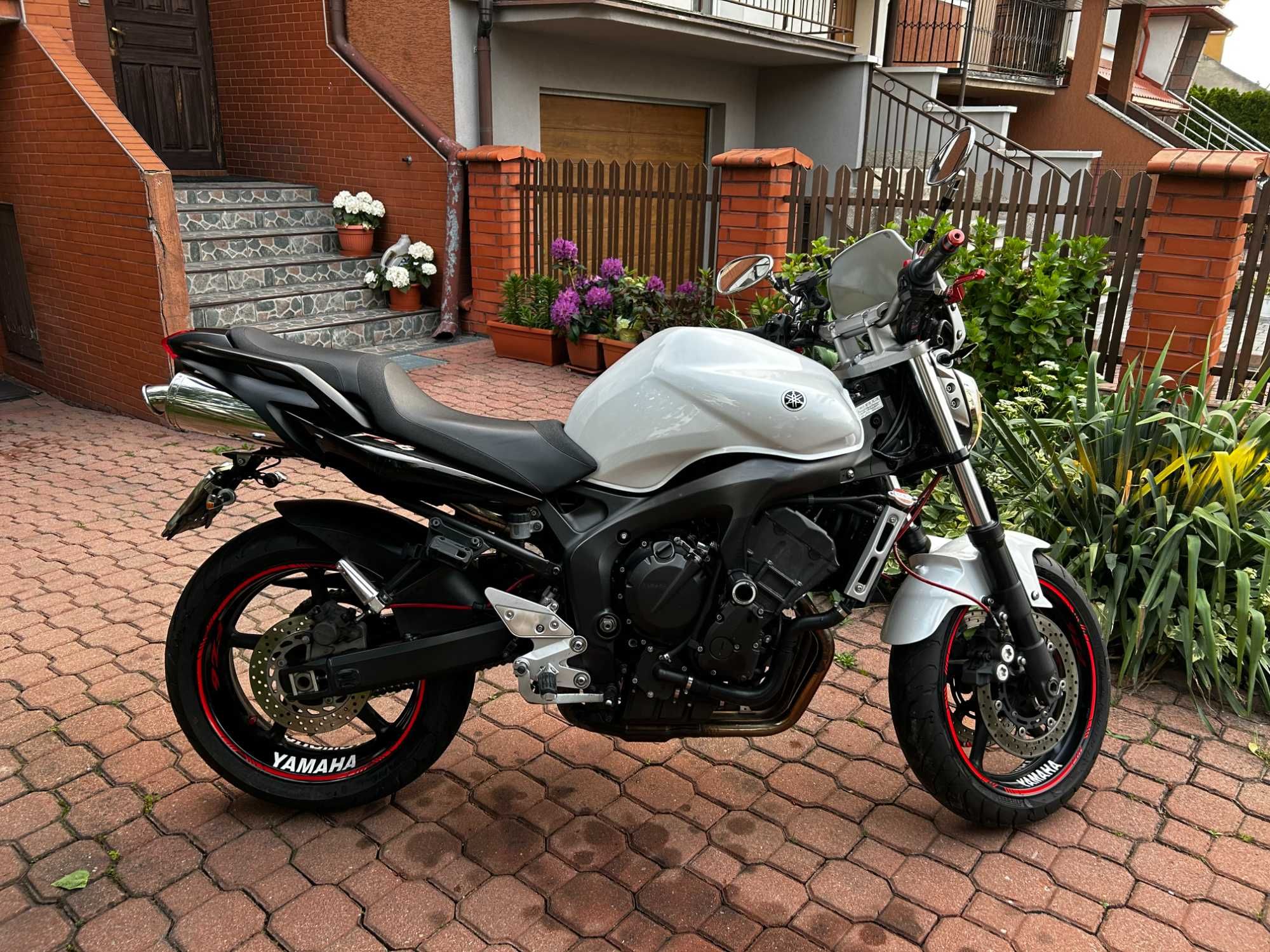 Yamaha FZ6 S2 + dedykowane sakwy w cenie (sw-motech)