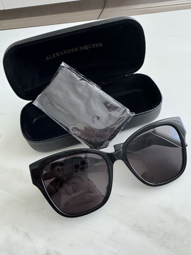 Okulary Alexander McQueen