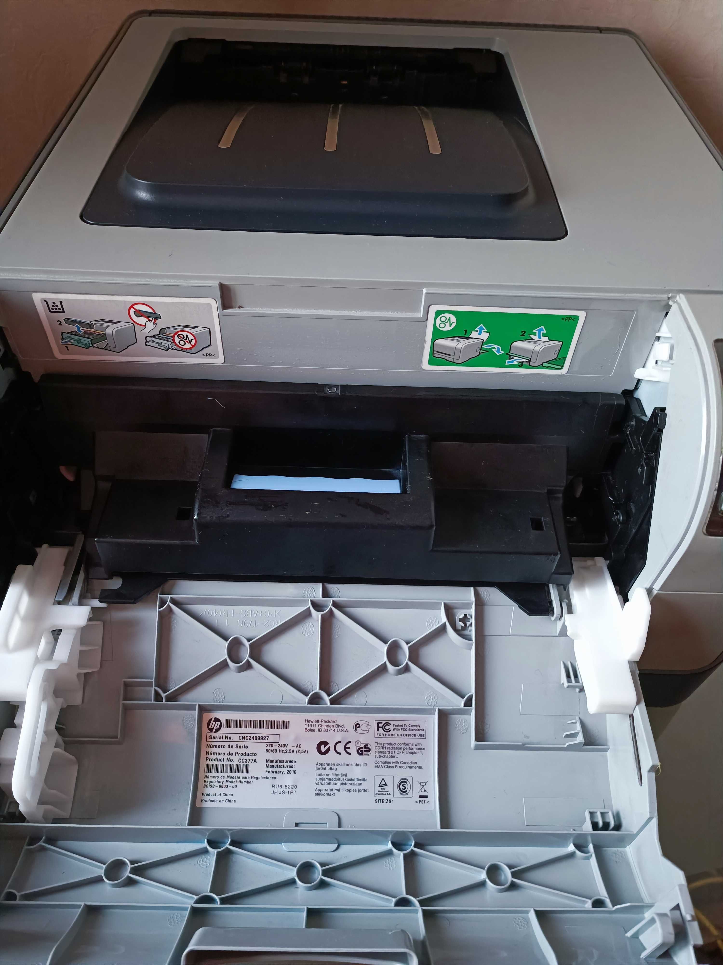 Цветной принтер hp color laserjet cp1515n г.Сумы