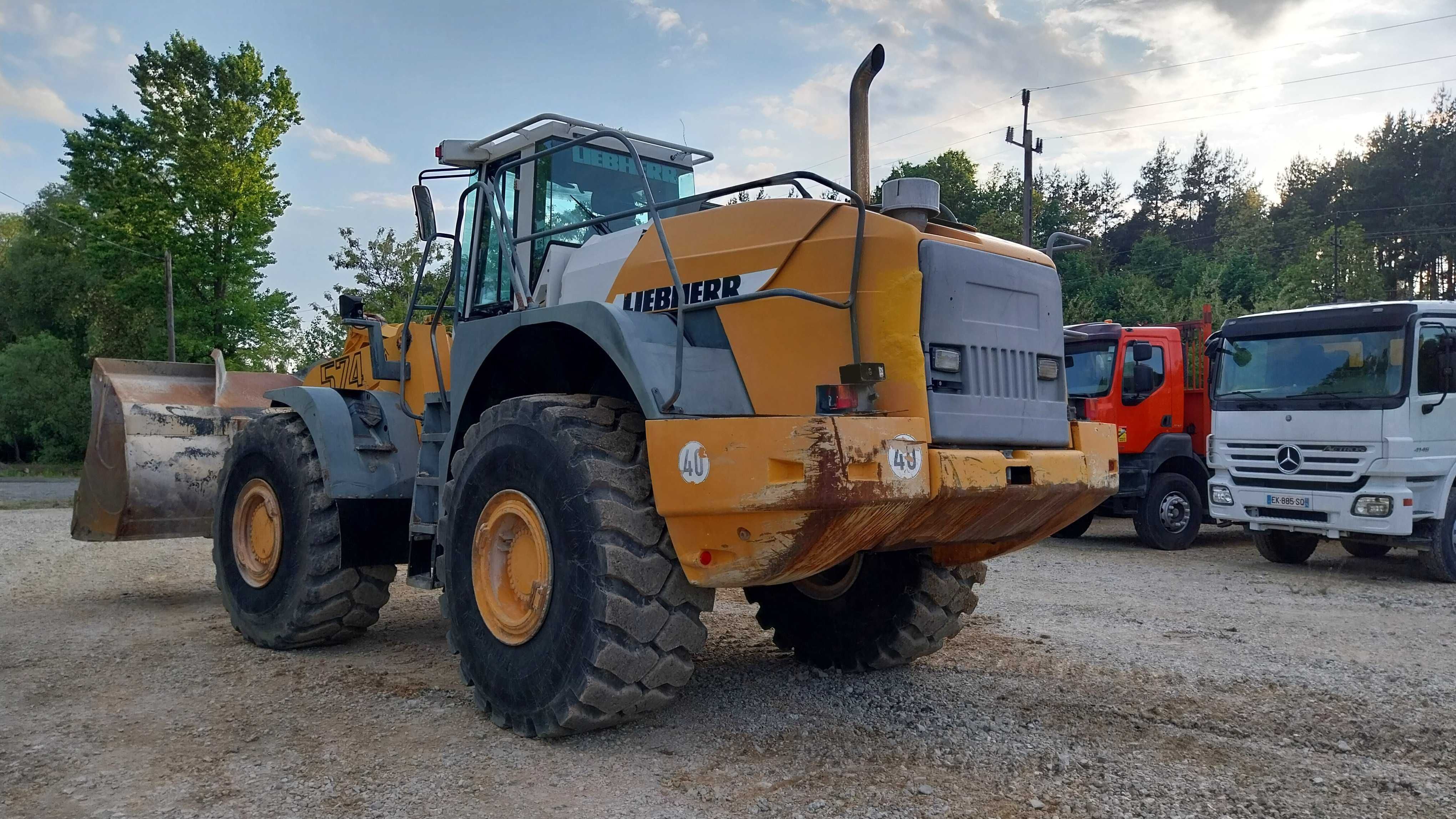 Liebherr L 574 Ładowarka