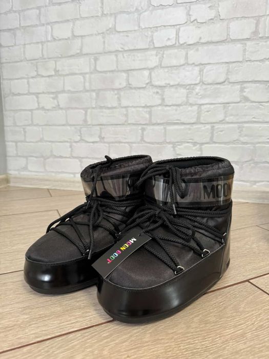 Зимові Чоботи Moon Boot (нові)