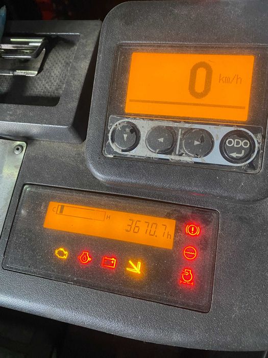 Газовий навантажувач TOYOTA 06-8-FG-30-F