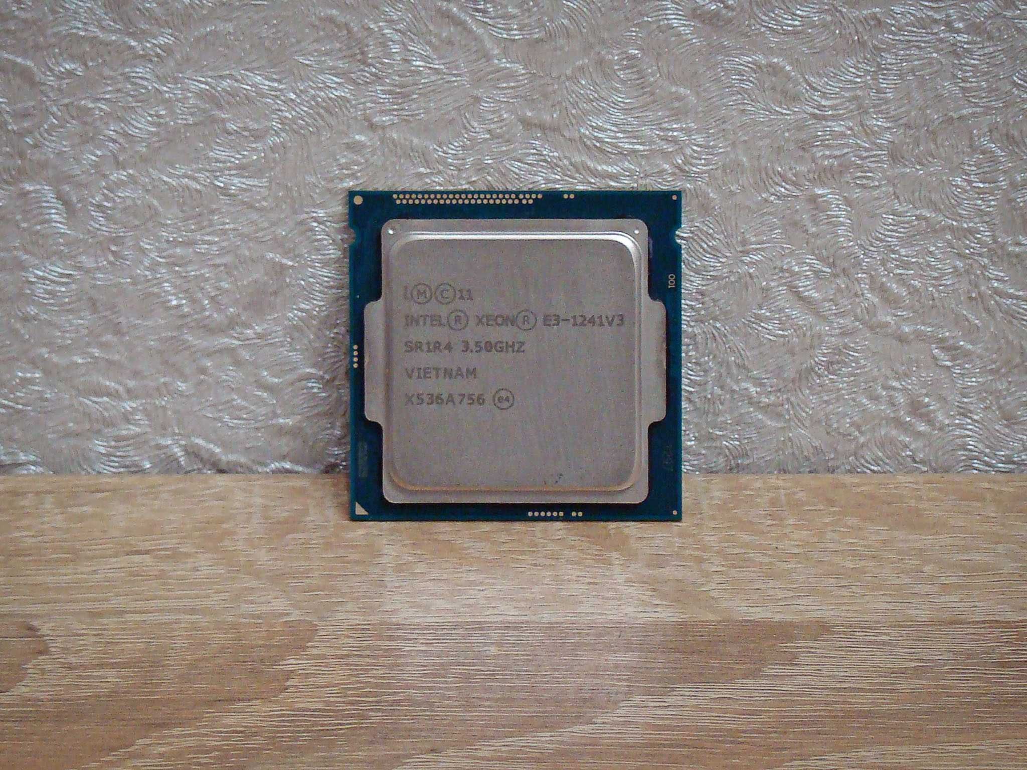 Процессор Intel®  Xeon® Processor E3-1241 v3 
(аналог I7-4770, s1150)