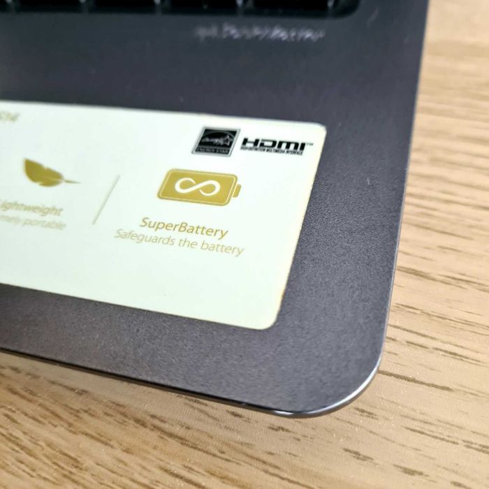 Laptop ASUS Vivobook S14 S410U i5-8250U 8Gb 240Gb SSD Win10 14