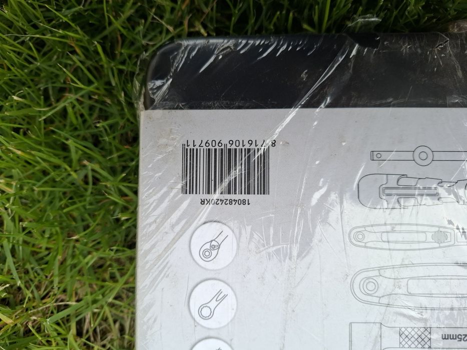 Zestaw kluczy Kramp nie Yato  82 elementy nowy