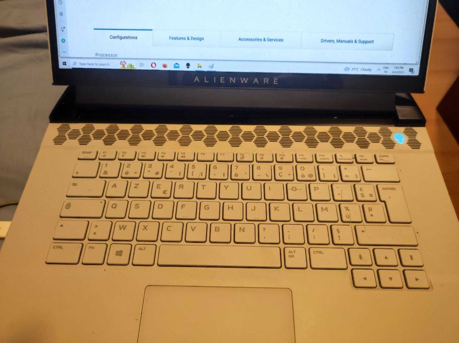 Alienware M15 R4
