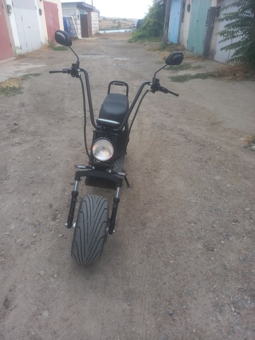 Продам електро скутер Maxxter rock