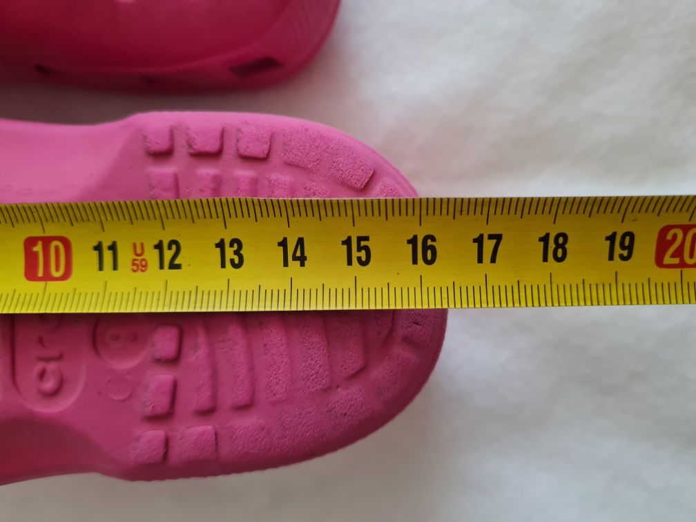 Crocs rosa menina