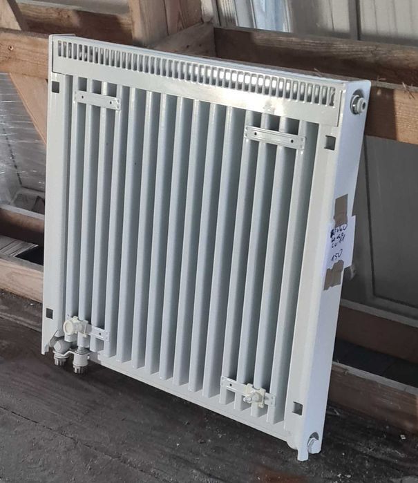Grzejnik Używany 60x60 C11 / CV11