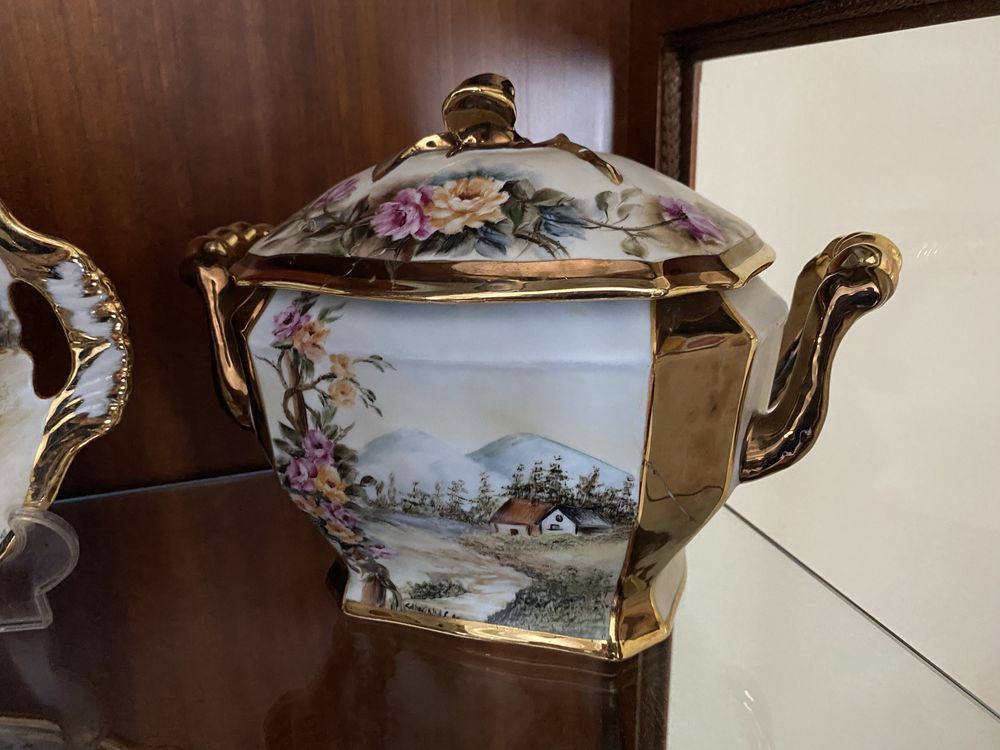 Conjunto de porcelada pintada à mão