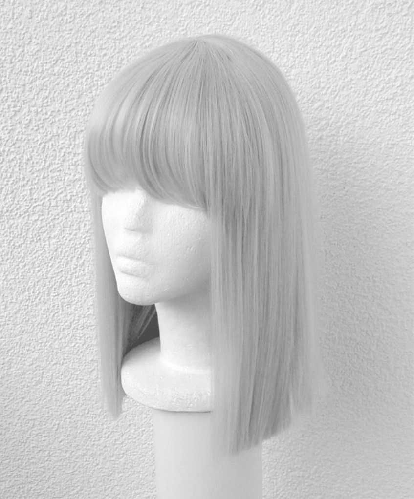 Krótka szara peruka z prostą grzywką bob cosplay szary wig siwa siwy
